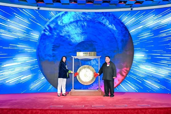明珠国际 绿茶餐厅正式登陆港交所，市值超48亿港元，中国内地休闲中式餐厅品牌中排名第三