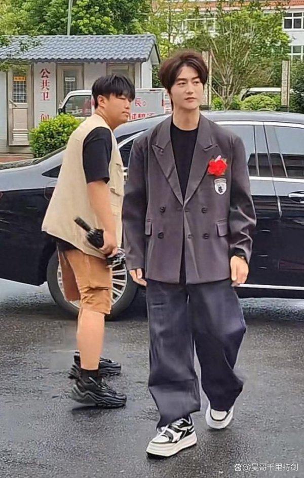 天创网 陆虎送妹妹出嫁 温馨场面感动人心